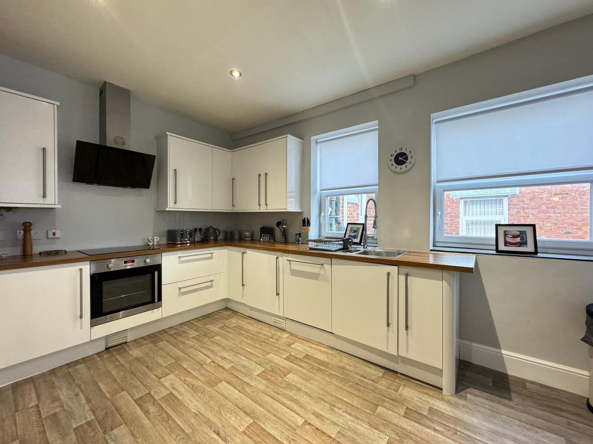 Seaview Loft Free Onsite Parking Apartment *